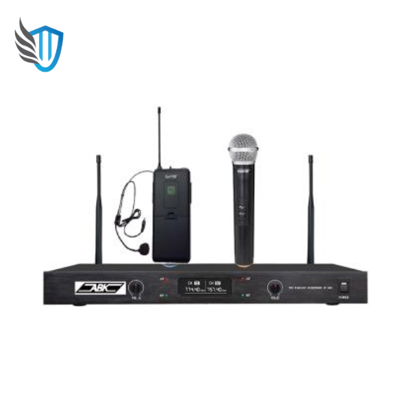 2 Microphone Wireless (1 Hand + 1 Head or Clip)