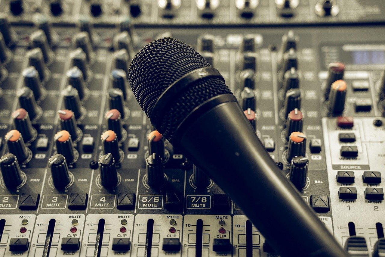 sound mixer, microphone, sound system, ميكروفون ساوند سيستم